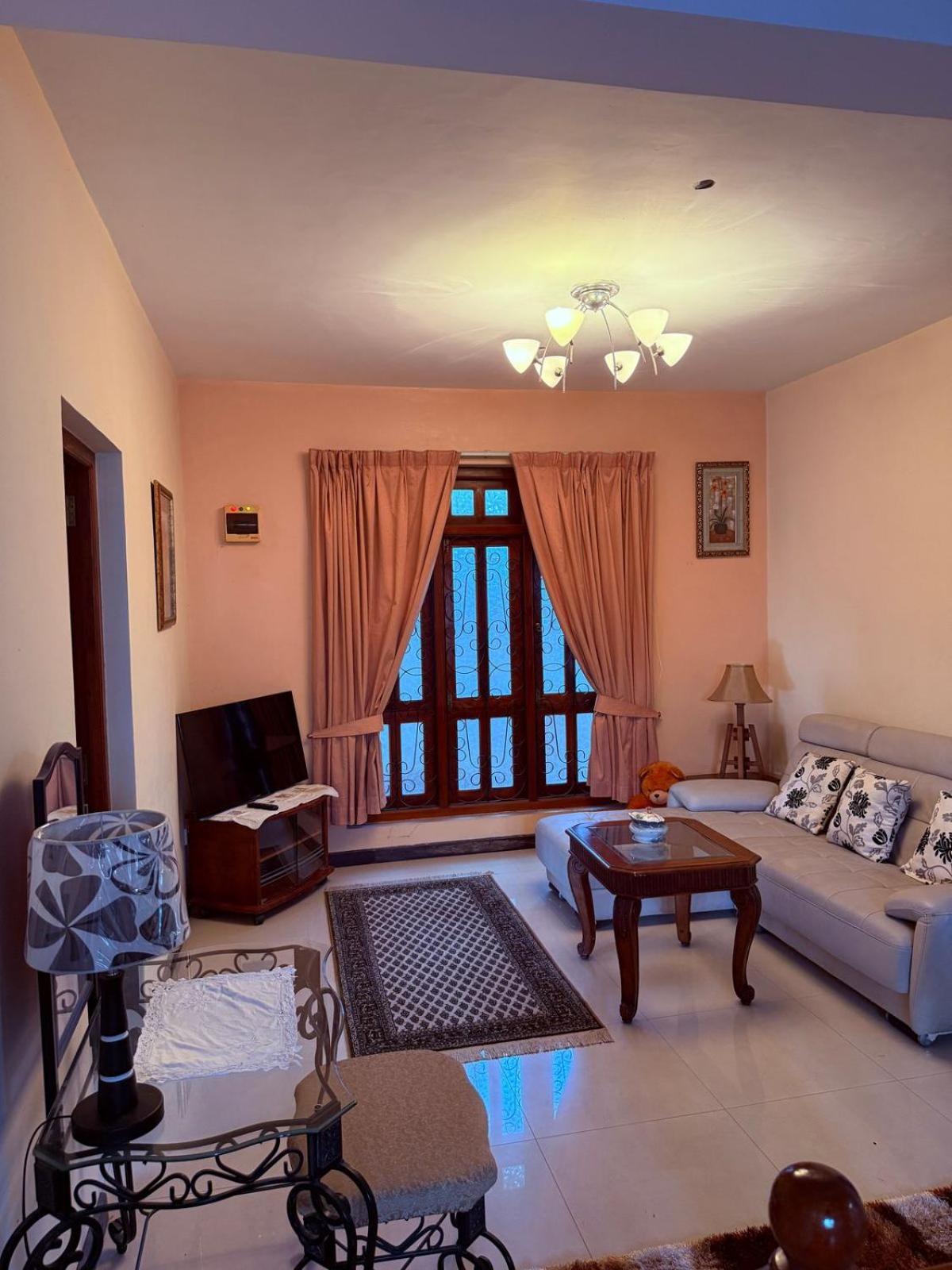 Resident View Homestay Kandy Eksteriør bilde