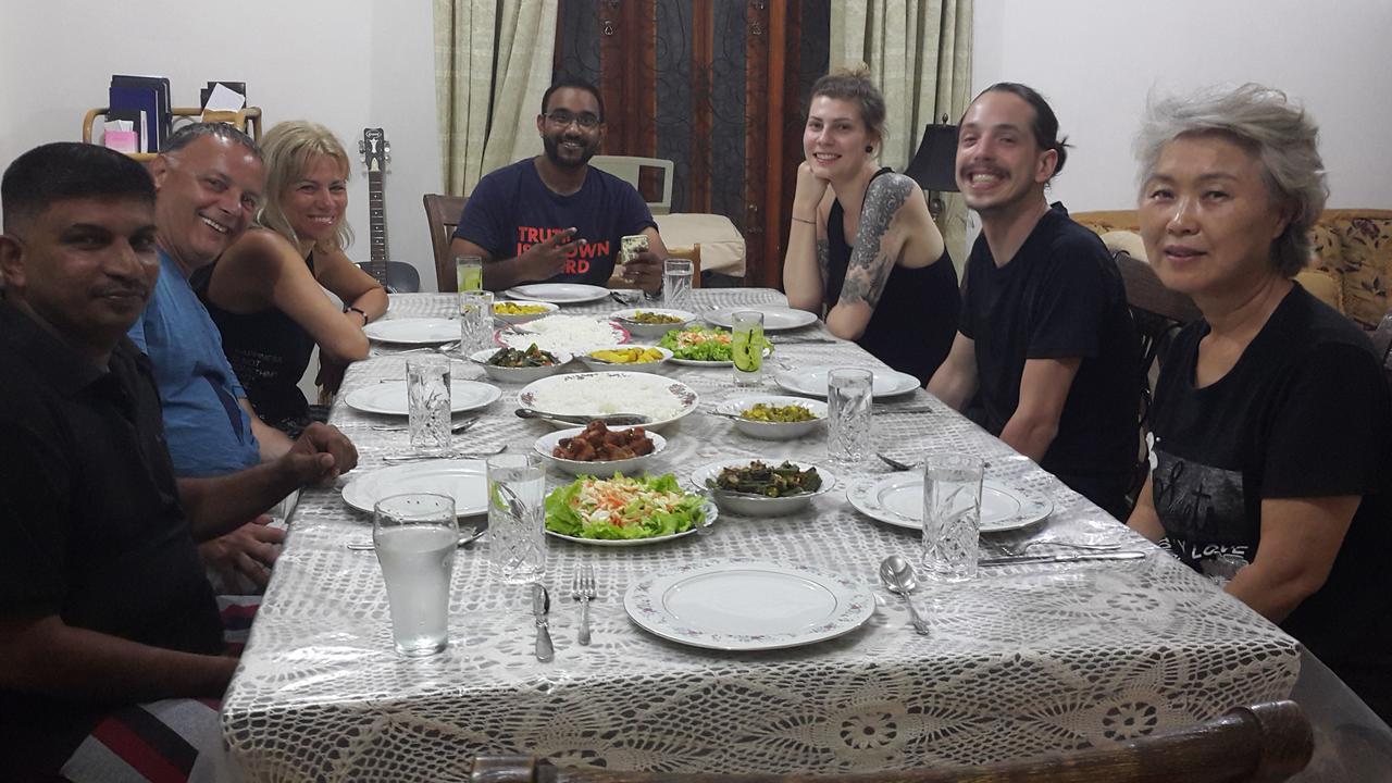 Resident View Homestay Kandy Eksteriør bilde