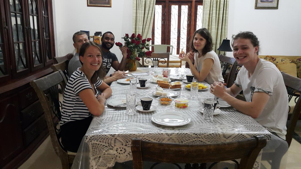 Resident View Homestay Kandy Eksteriør bilde